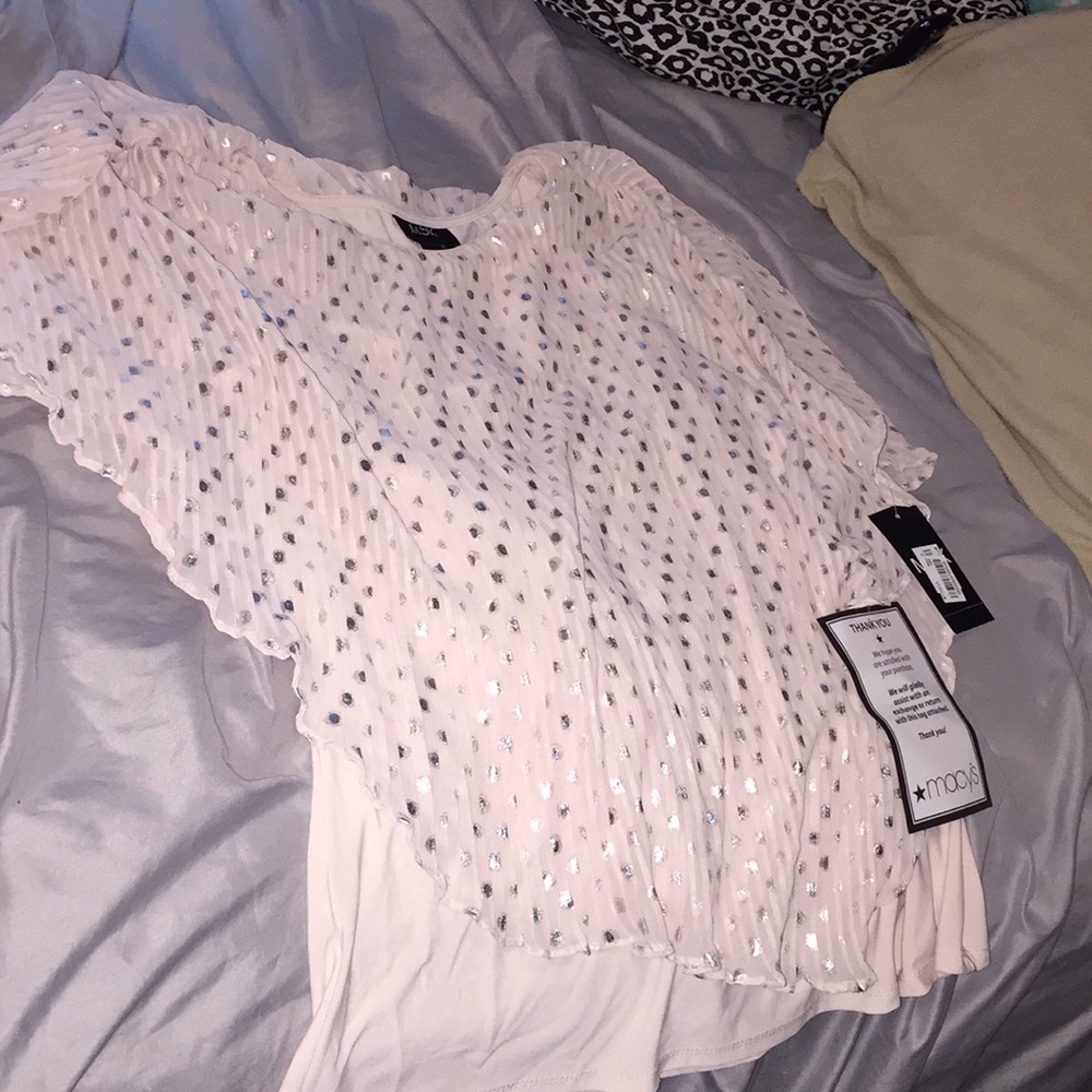 Nice blouse - Picture 4 of 5